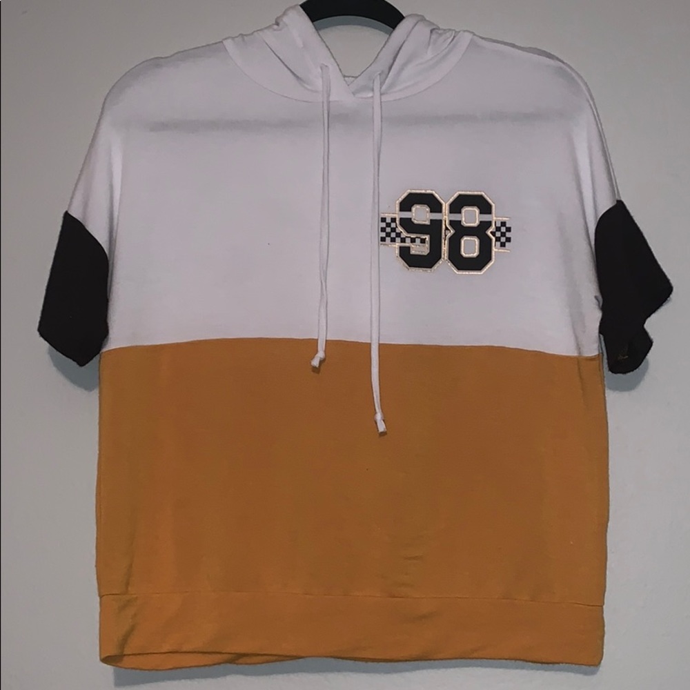 Cropped hoodie